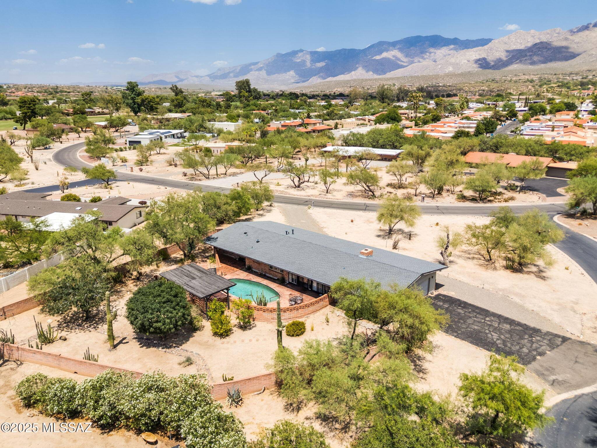 Oro Valley, AZ 85737,250 W Greenock Drive