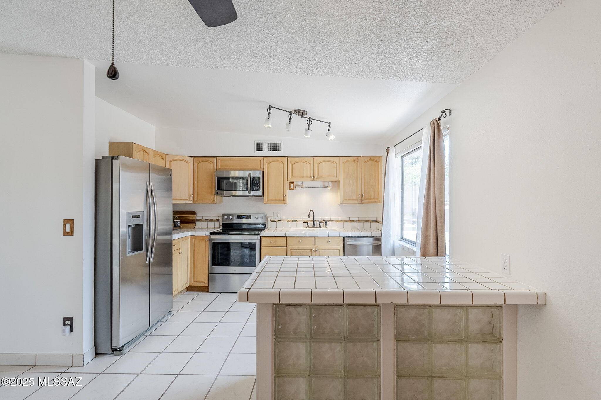 Tucson, AZ 85741,3033 W Treeline Drive