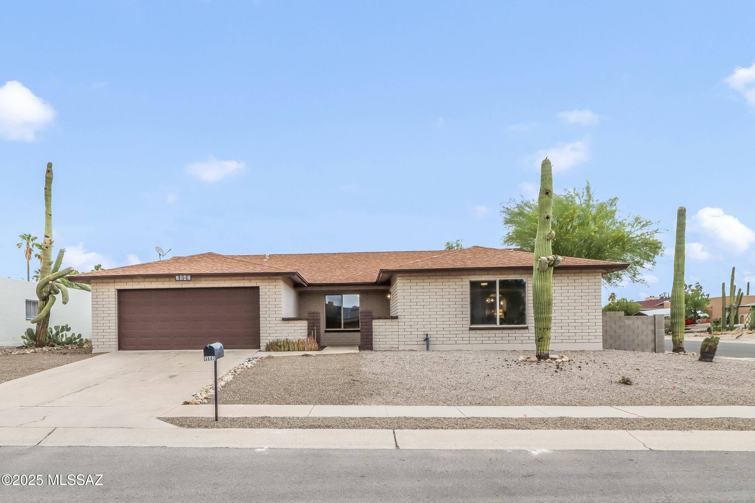 3842 W Orangewood Drive, Tucson, AZ 85741