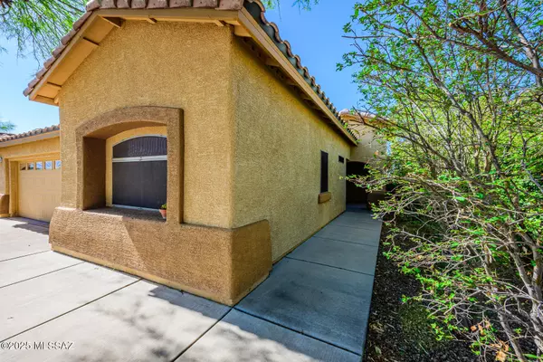 Tucson, AZ 85747,10462 E Rose Hill Street