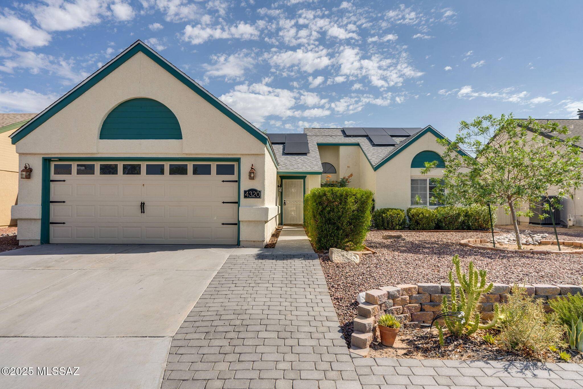4320 W Sungate Place, Tucson, AZ 85741