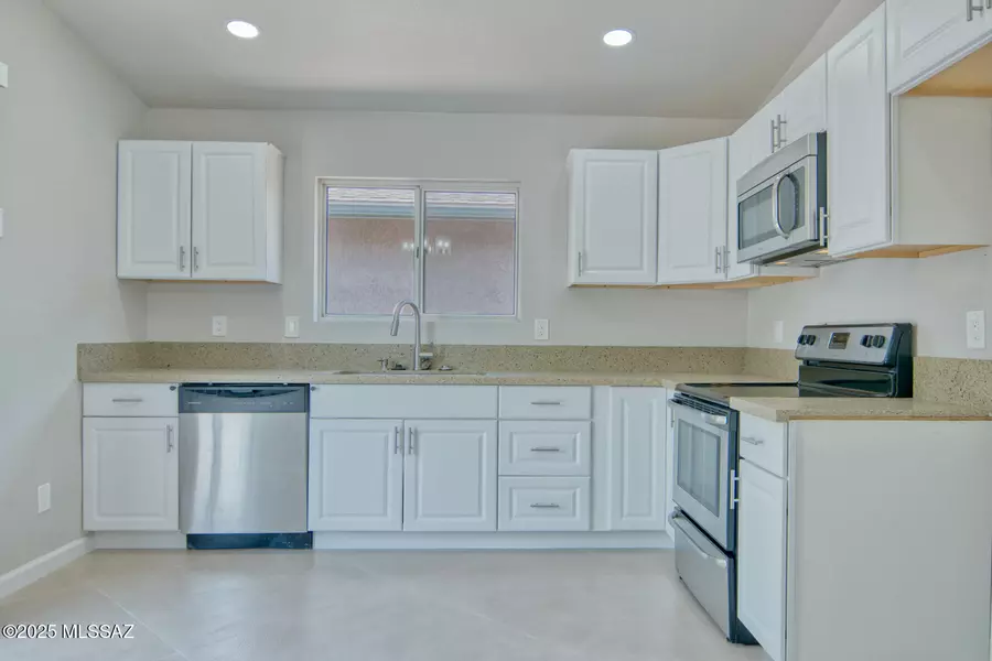 4784 S Wild Rose Drive, Tucson, AZ 85730