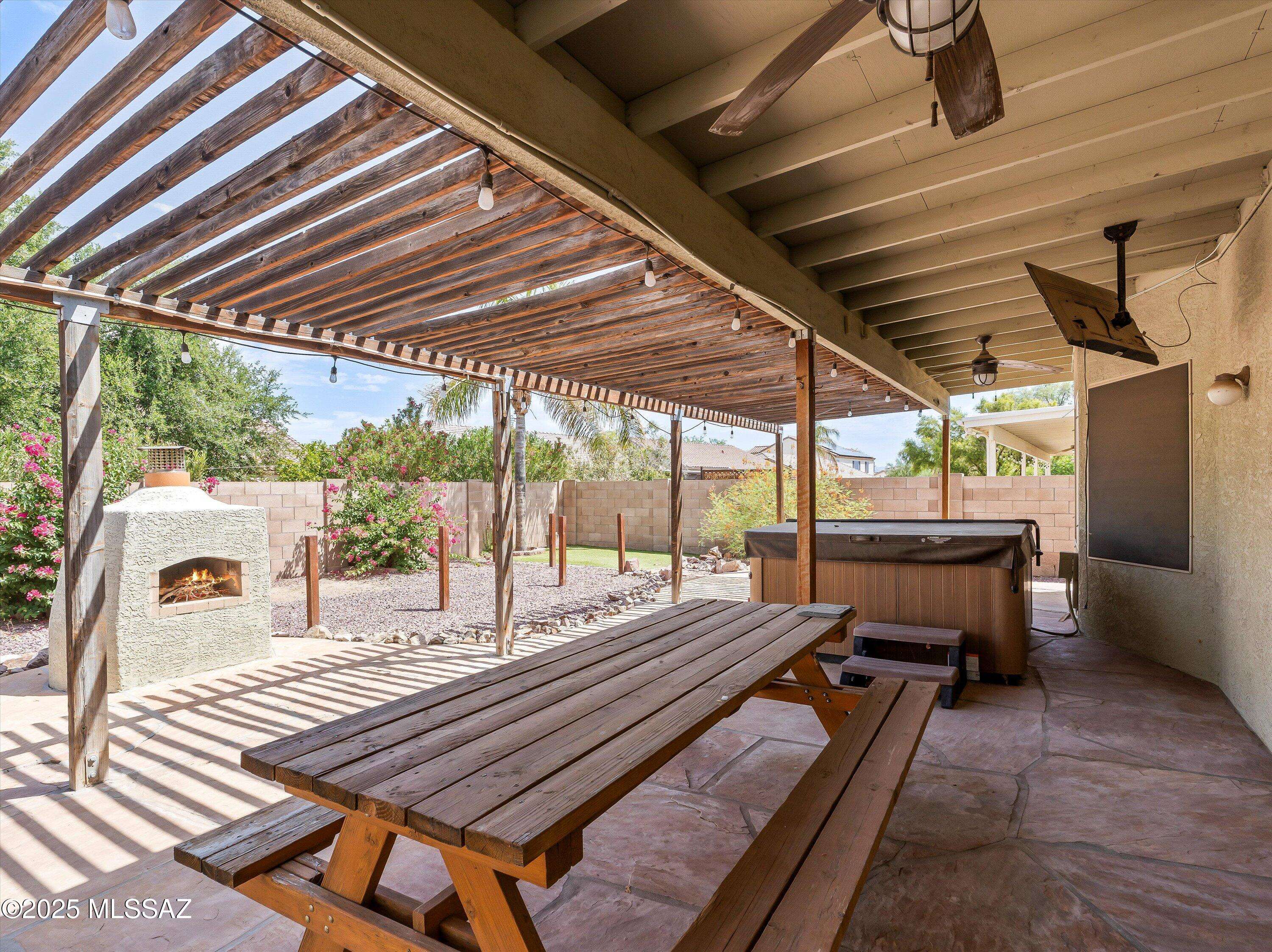 Tucson, AZ 85743,9467 N Weather Hill Drive