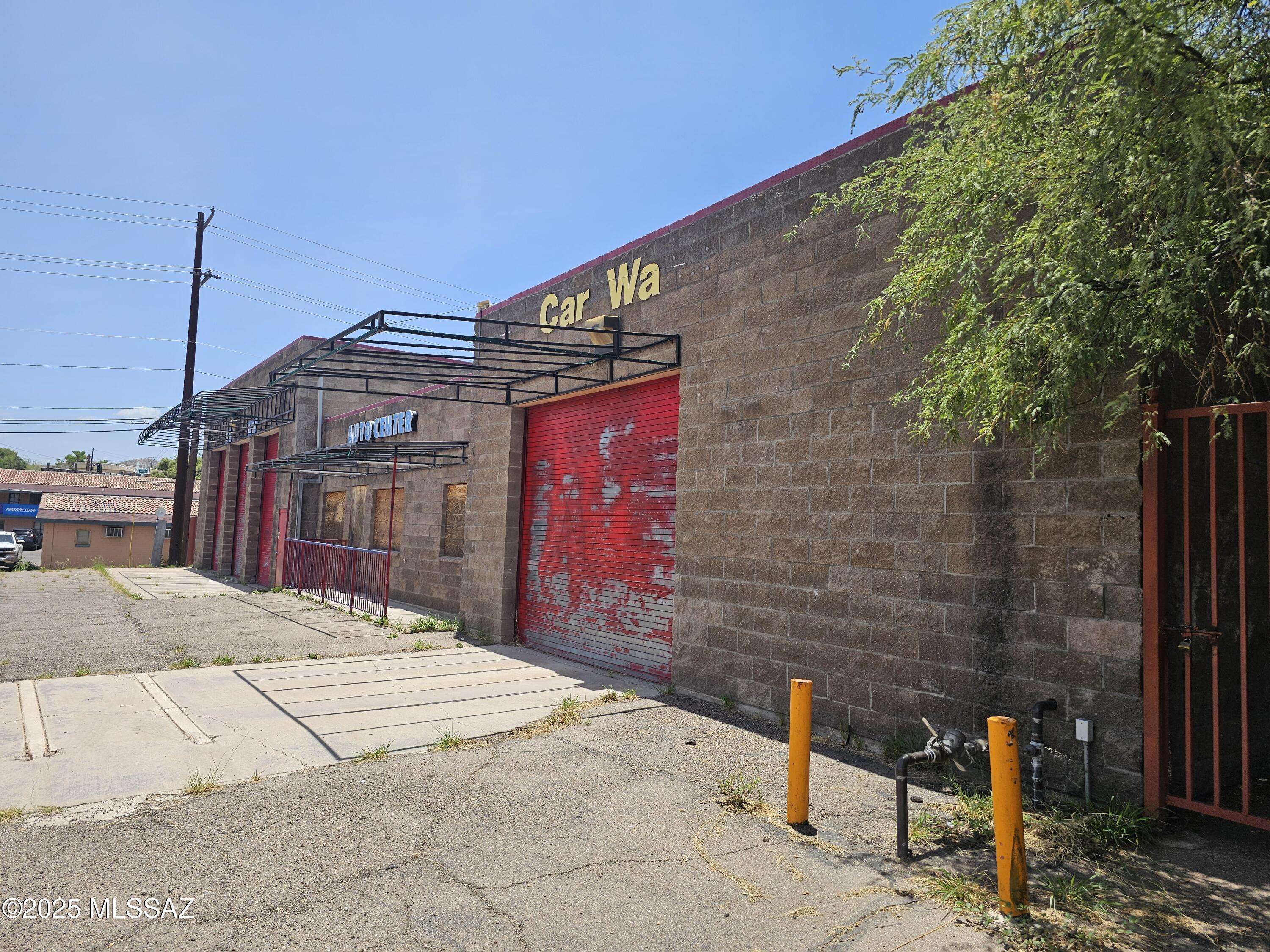 Nogales, AZ 85648,124 W Mendibles Street