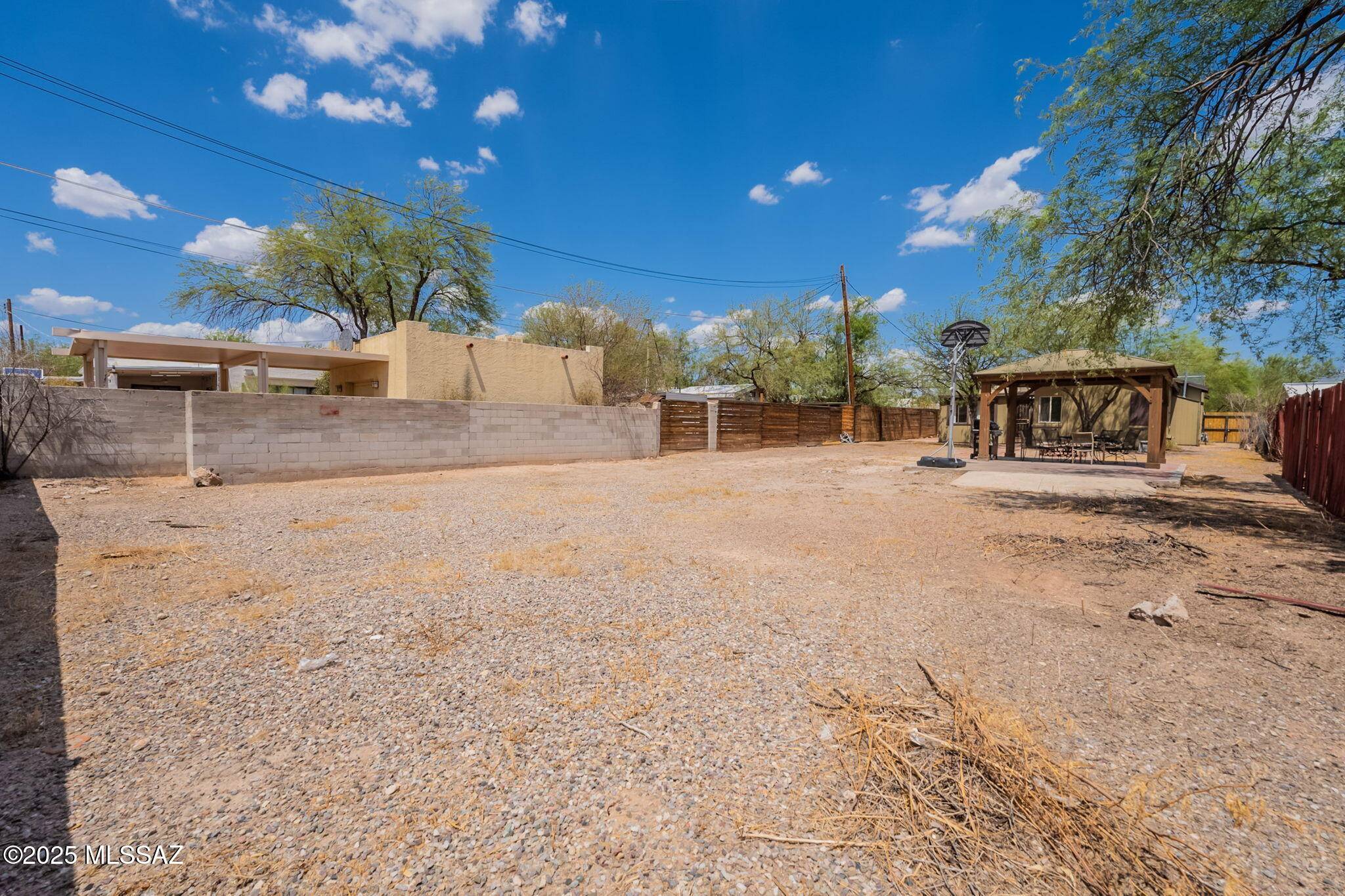 Tucson, AZ 85705,1229 N 4th Avenue