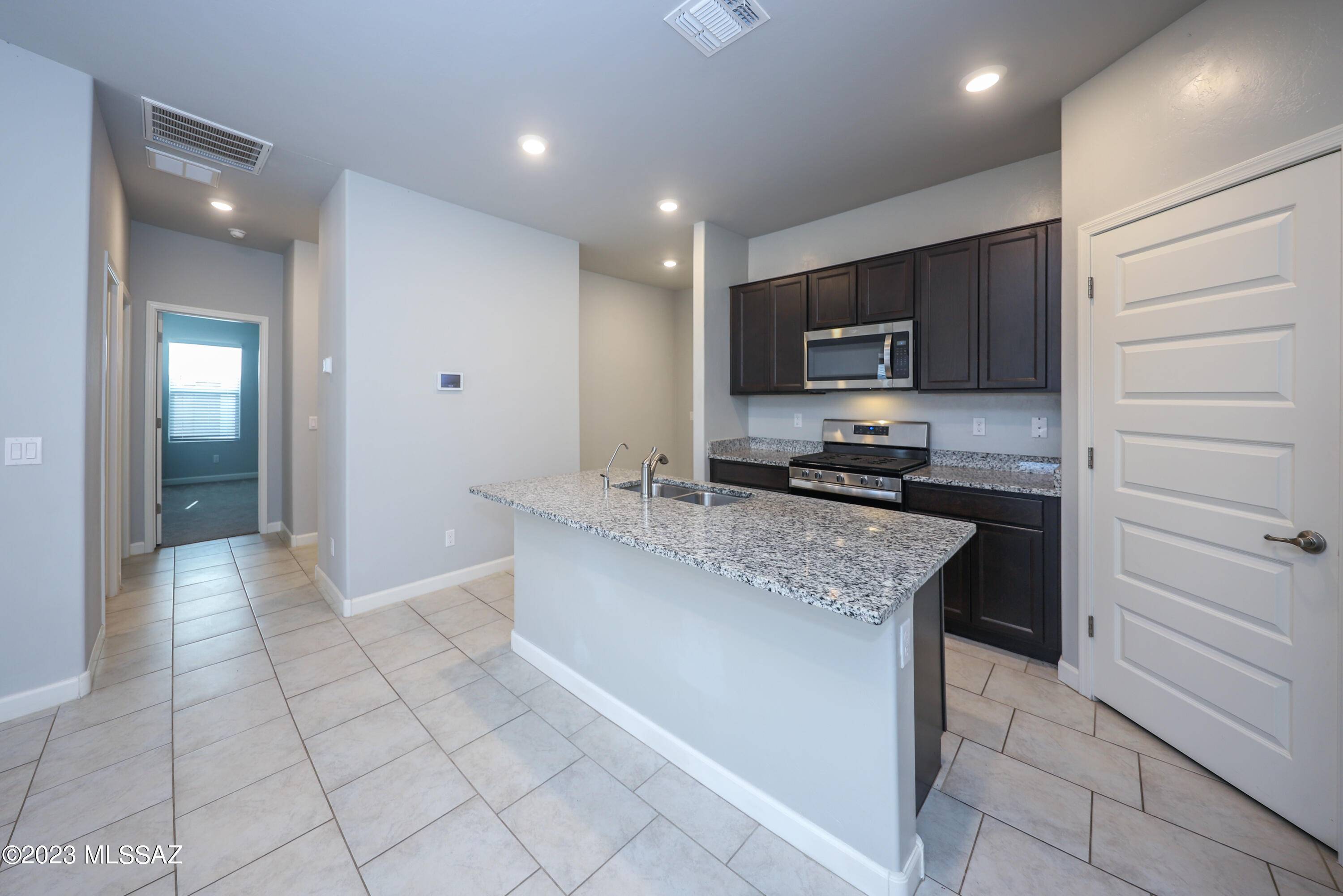 Marana, AZ 85653,9404 W Gambel Oak Lane