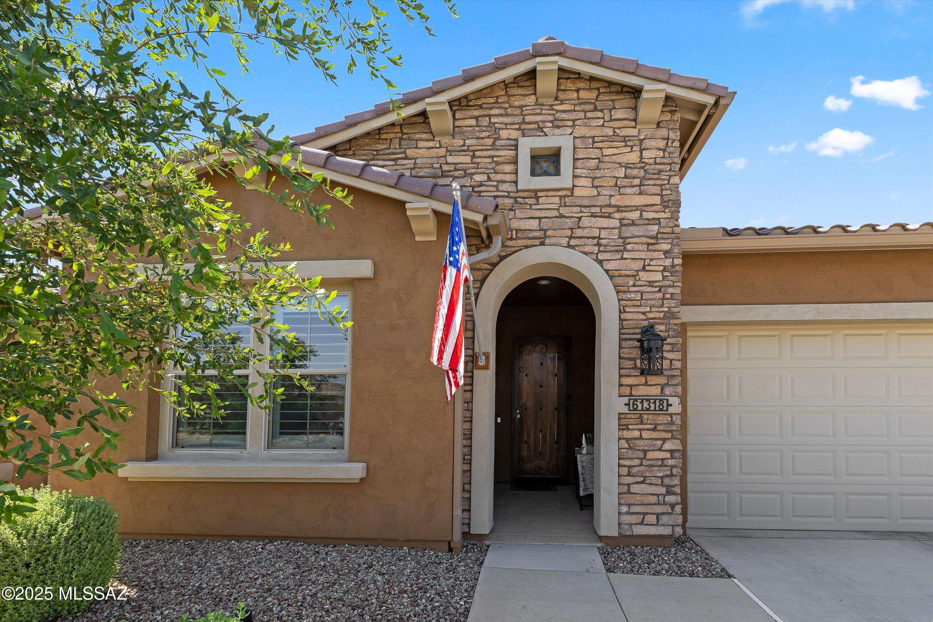 61318 E Shale Road, Oracle, AZ 85623