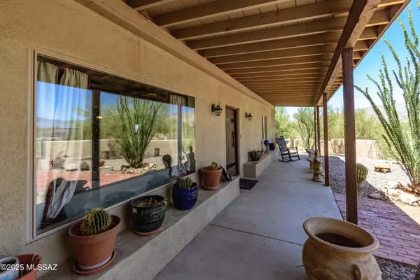 Tucson, AZ 85747,7370 S Cactus Thorn Lane