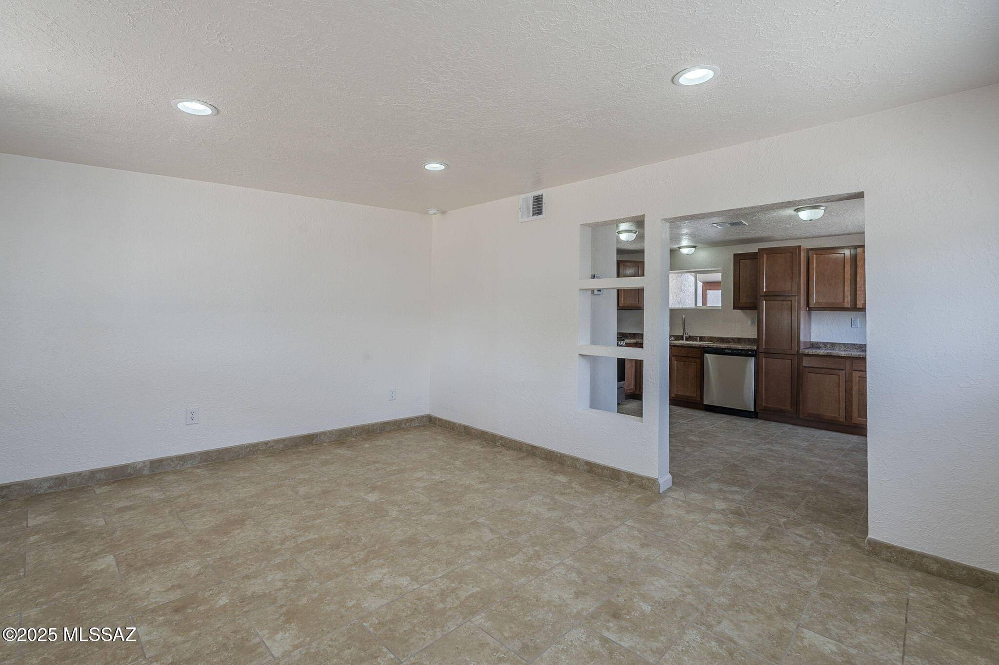 Tucson, AZ 85712,4045 E Hayhurst Lane