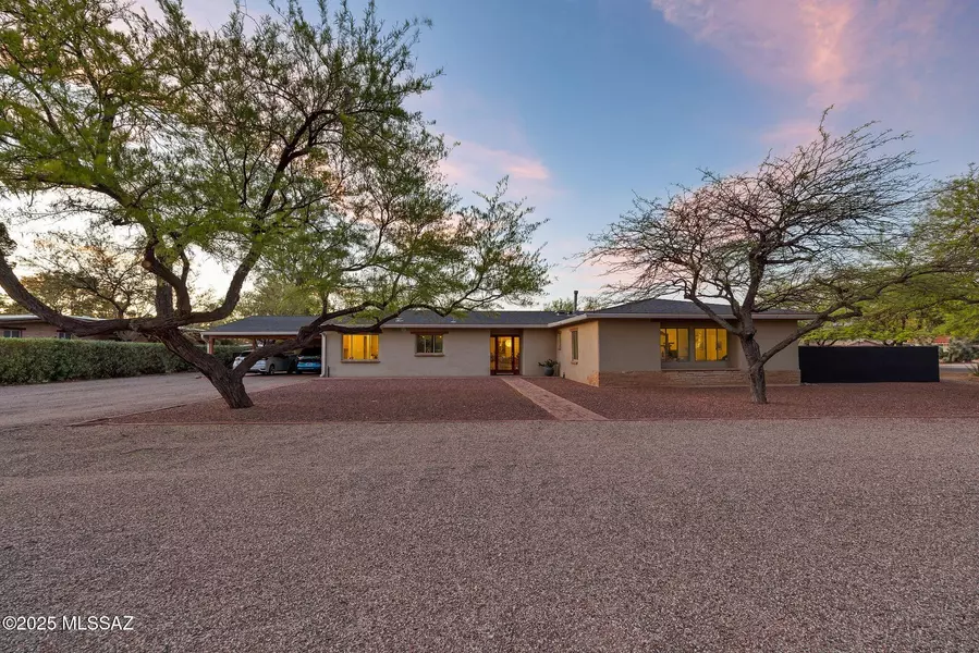 3361 E Terra Alta Boulevard, Tucson, AZ 85716