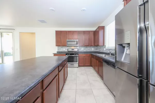 Tucson, AZ 85730