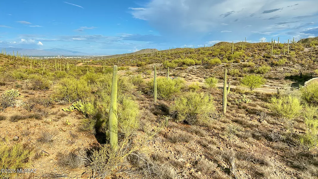 1600 N Enclave Place #21, Tucson, AZ 85745