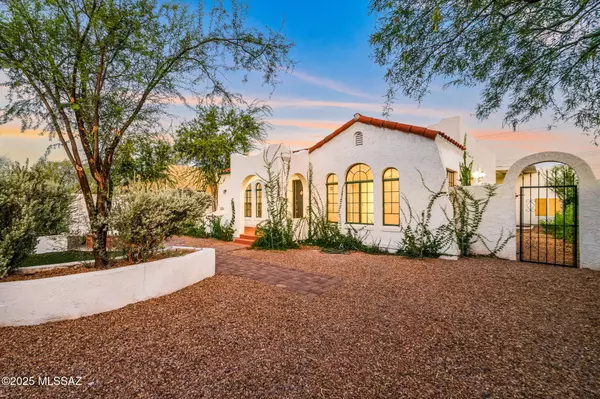 2210 E 6th Street Street, Tucson, AZ 85719