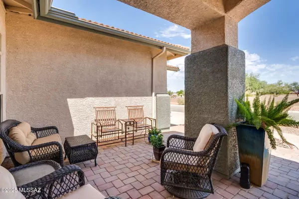 Green Valley, AZ 85614,1894 E Longspur Place