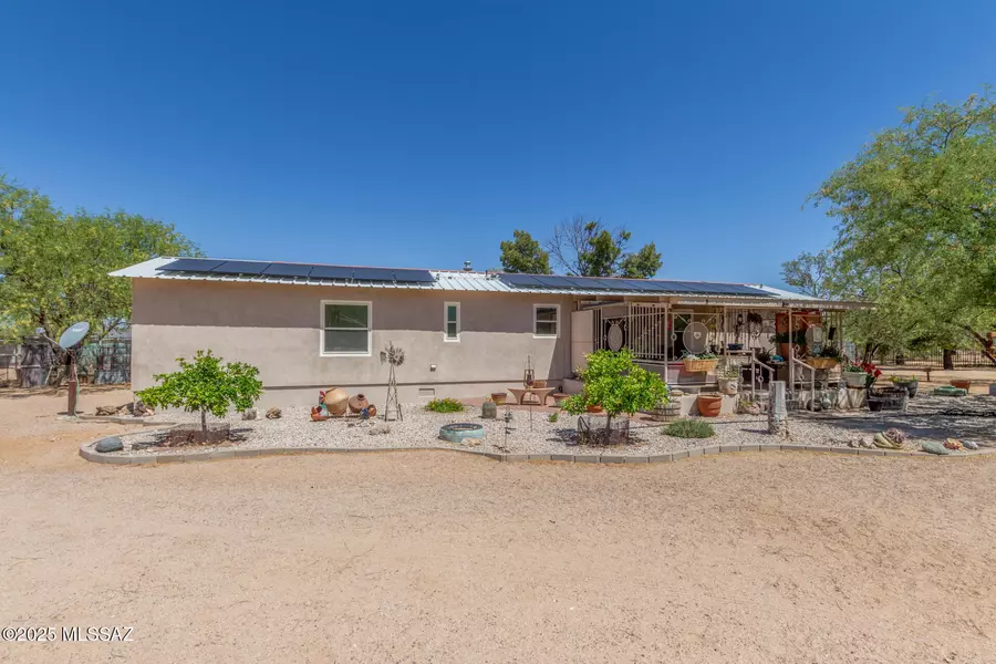 10970 S Wrangler Drive, Tucson, AZ 85736