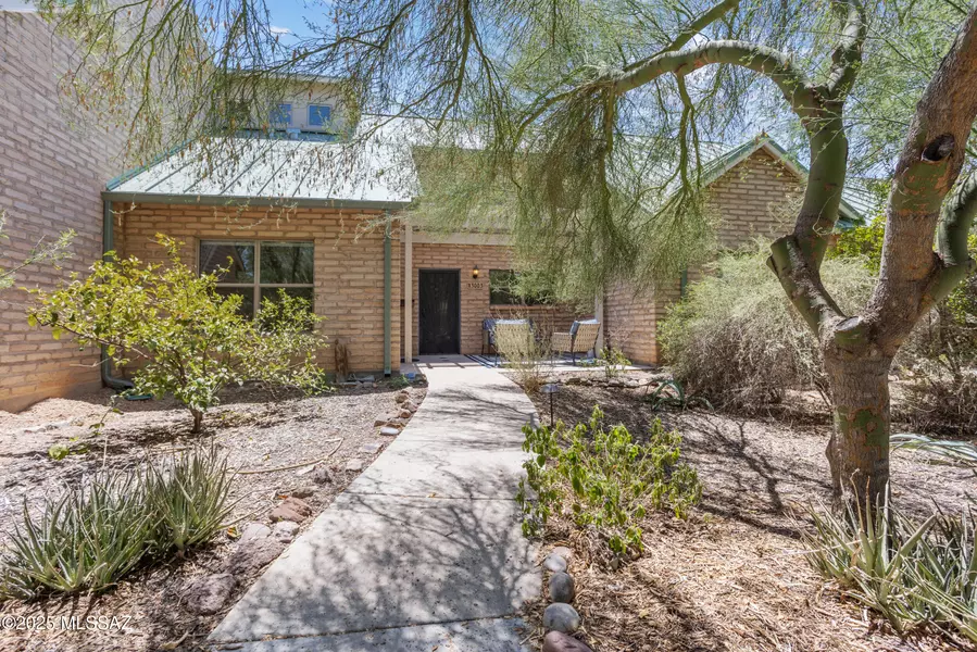 3003 N Gaia Place, Tucson, AZ 85745
