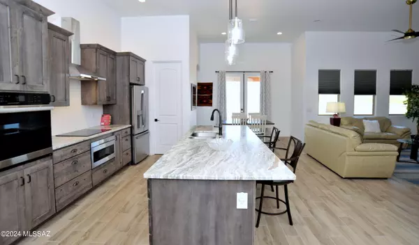 Sahuarita, AZ 85629,432 N Heritage Point Place