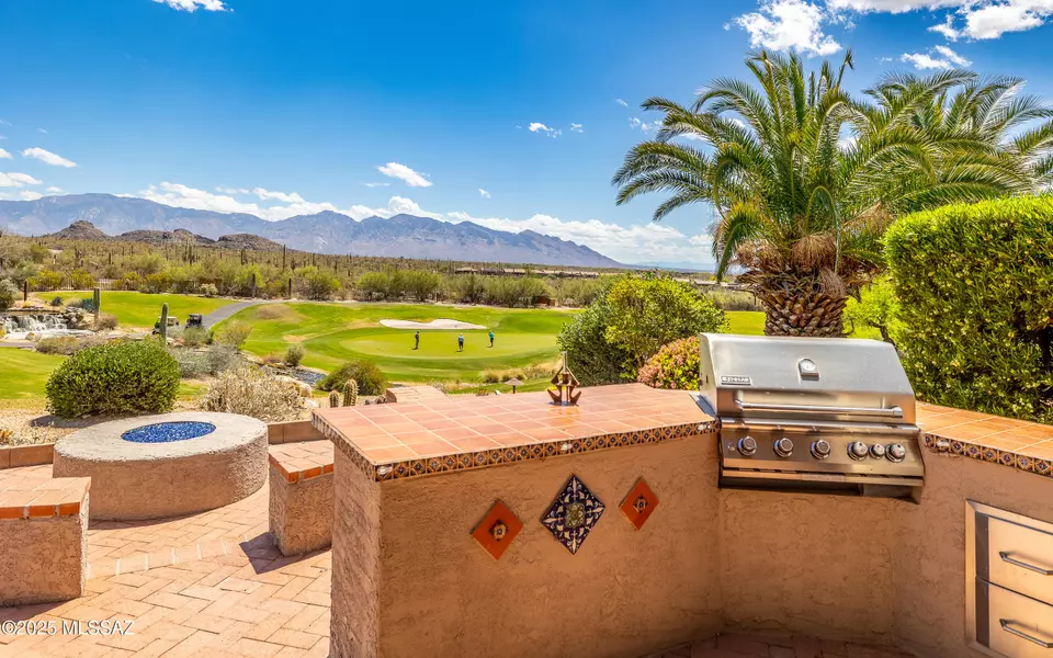 13412 N Heritage Club Place, Marana, AZ 85658