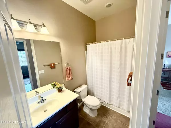 Green Valley, AZ 85614,740 N Observation Trail