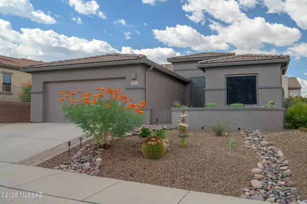 2296 W Calle Cacillo, Green Valley, AZ 85622