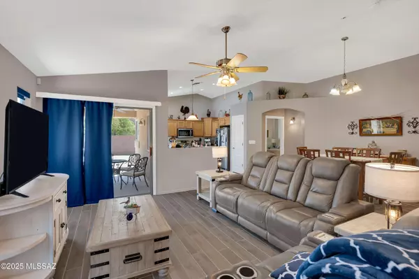 Tucson, AZ 85747,10440 E Oakbrook Street