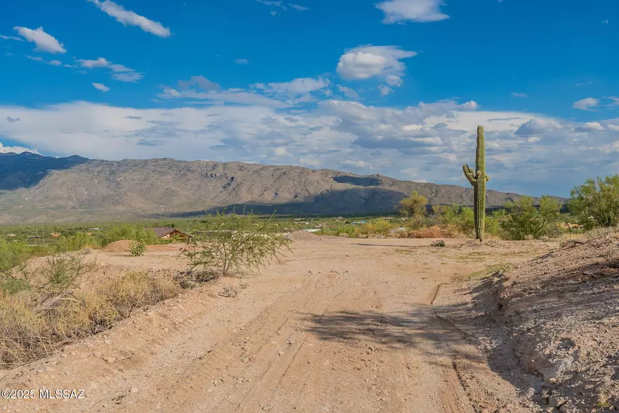 440 S Pinto Place, Tucson, AZ 85748
