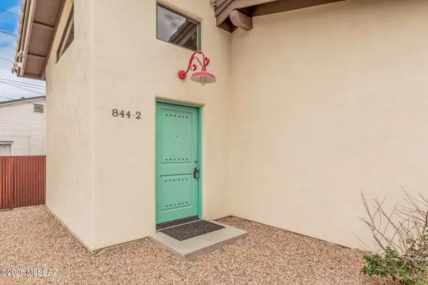 Tucson, AZ 85719,844 E Lee Street #2