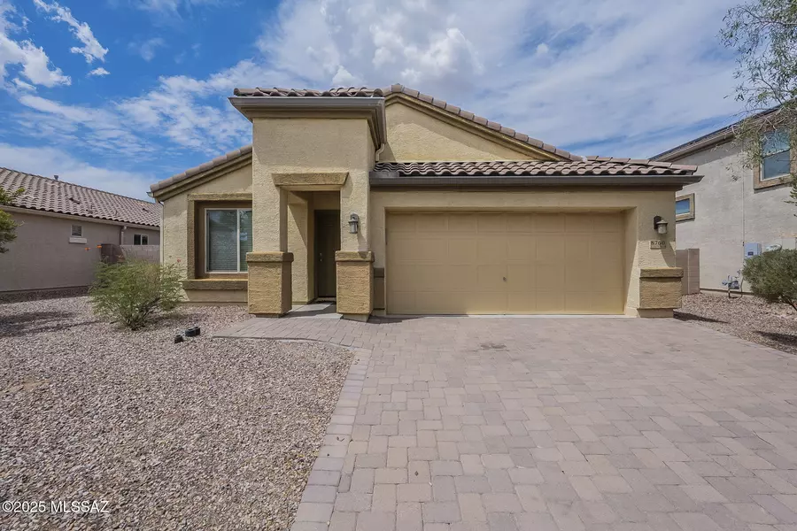 8760 W Saguaro Moon Road, Marana, AZ 85653