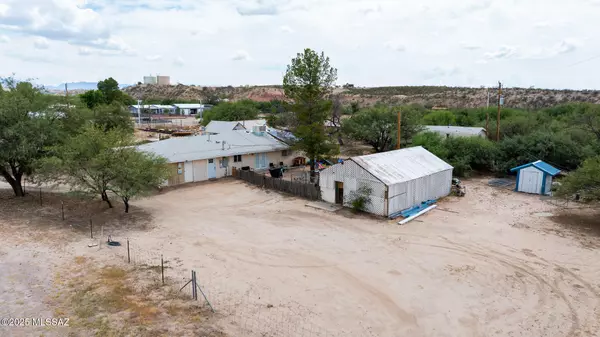 Benson, AZ 85602,861 E Pomerene Road