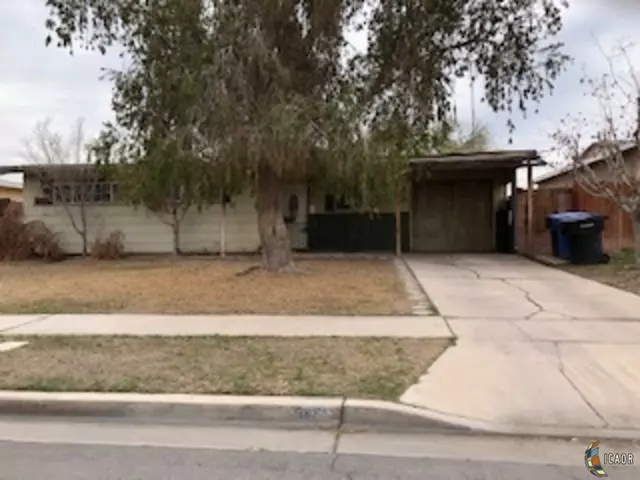 El Centro, CA 92243,565 OCOTILLO DR