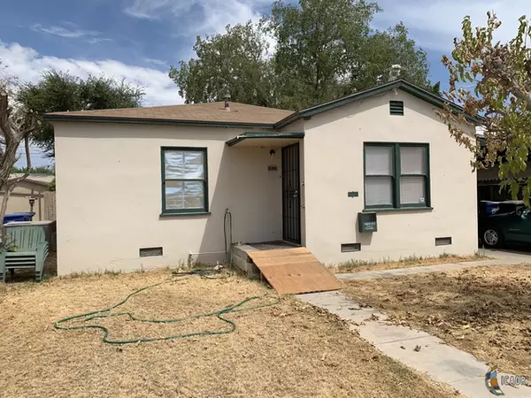 672 S 2ND ST, Brawley, CA 92227