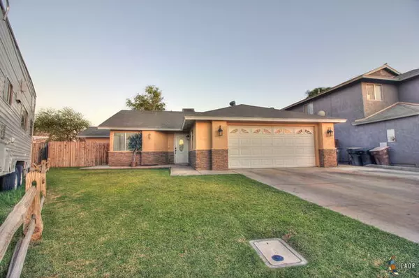 420 ROADRUNNER LN, Imperial, CA 92251