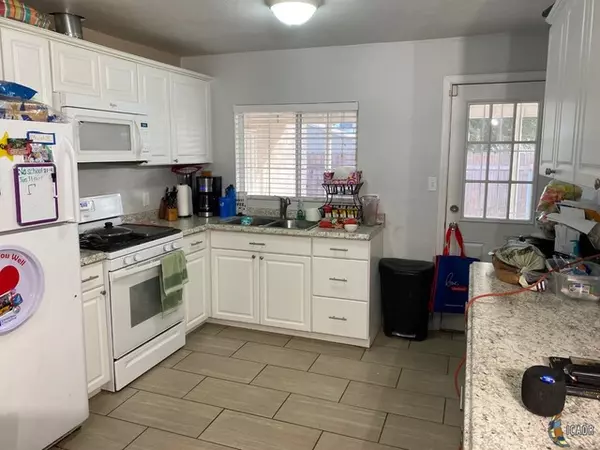 Brawley, CA 92227,675 Grapefruit Dr