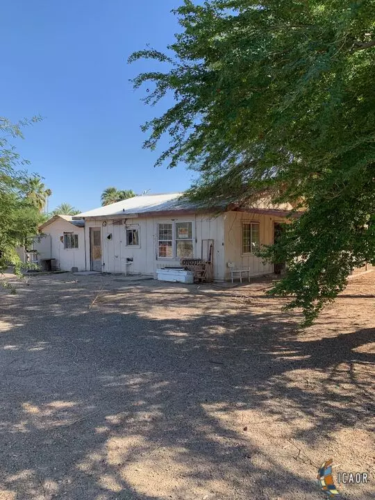 Niland, CA 92257,7968 Luna Rd