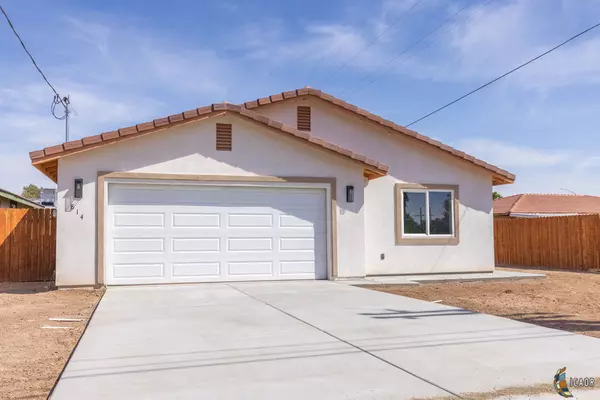 814 W El Dorado, El Centro, CA 92243