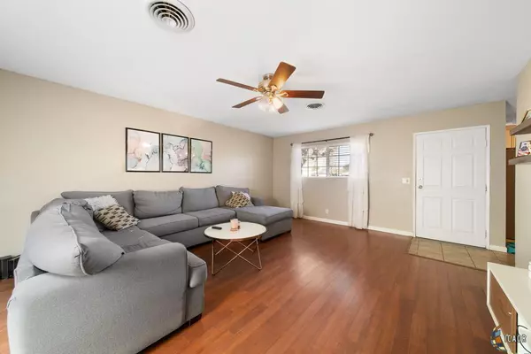 Brawley, CA 92227,360 ELL ST