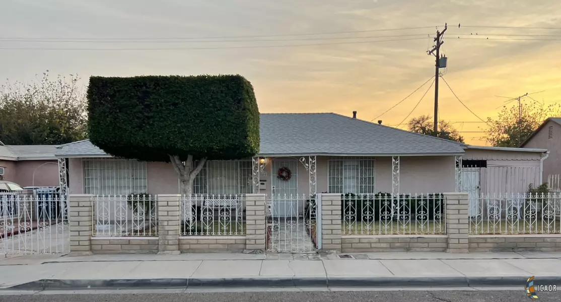 844 Encanto Dr, Calexico, CA 92231