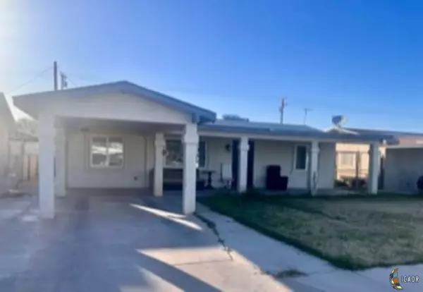 709 S E St, Imperial, CA 92251