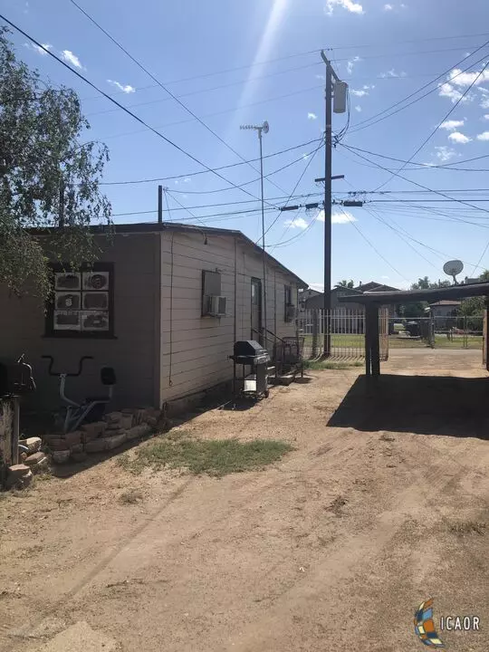 Calexico, CA 92231,924 E 5th St