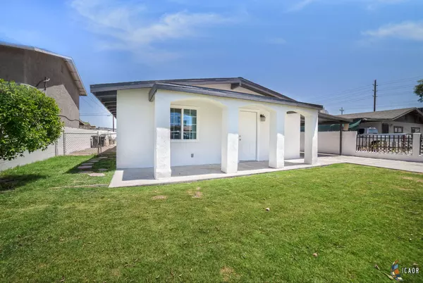 452 E Olive Ave, El Centro, CA 92243
