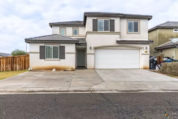 2303 Mitzi Kim Cir, Imperial, CA 92251