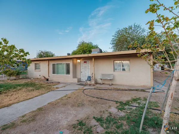 1703 N Mcdonald St, El Centro, CA 92243