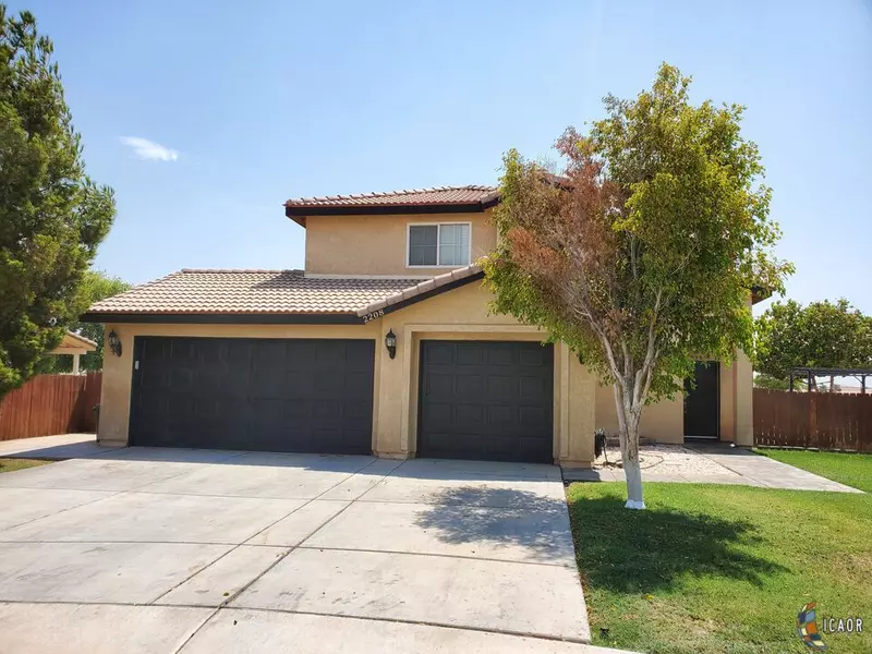 2208 Polk Ave, Calexico, CA 92231