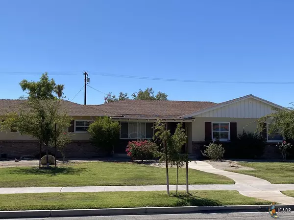 1255 Pepper Dr, El Centro, CA 92243