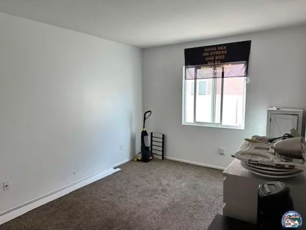 Calexico, CA 92231,1084 Spud Moreno St