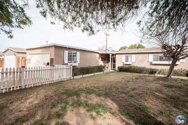 860 Brentwood Ave, Holtville, CA 92250
