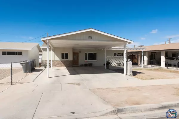 511 N G St, Imperial, CA 92251