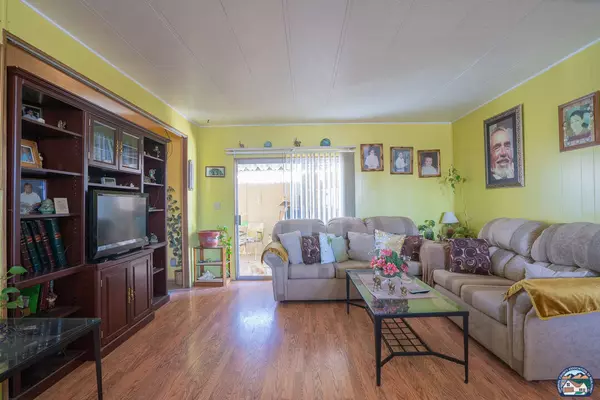 El Centro, CA 92243,371 E Ross Rd Unit211