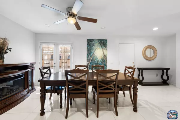 Calexico, CA 92231,981 Nosotros St