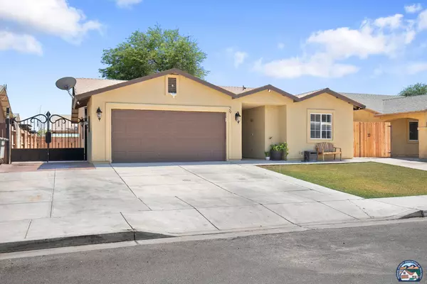 29 E 2nd St, Heber, CA 92249